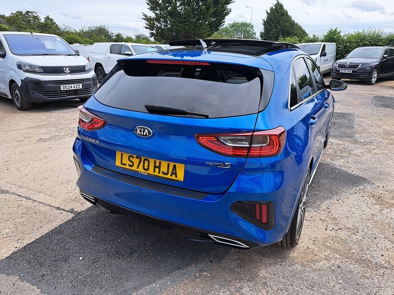 Kia Ceed T-GDi GT-Line S - U150982