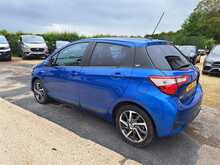 Toyota Yaris VVT-h Y20 Bi-tone - U150990