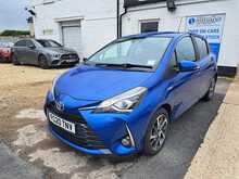 Toyota Yaris VVT-h Y20 Bi-tone - U150990