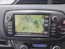 Toyota Yaris VVT-h Y20 Bi-tone - U150990