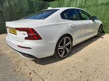 Volvo S60 T5 R-Design Plus - U150991