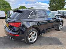 Audi Q5 TDI S line - U151005