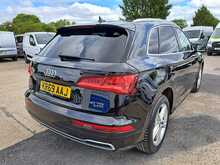 Audi Q5 TDI S line - U151005