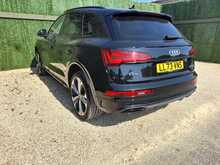 Audi Q5 TFSIe Edition 1 - U151006