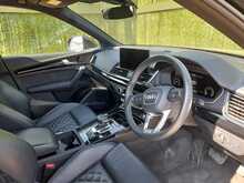 Audi Q5 TFSIe Edition 1 - U151006