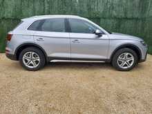 Audi Q5 TFSI Sport - U151007