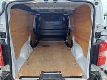 Vauxhall Vivaro Turbo D Prime - U151008