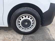 Vauxhall Vivaro Turbo D Prime - U151008