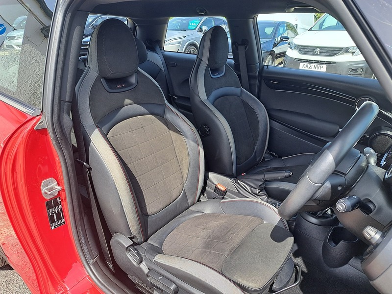 MINI Hatch Cooper S Sport - U151009