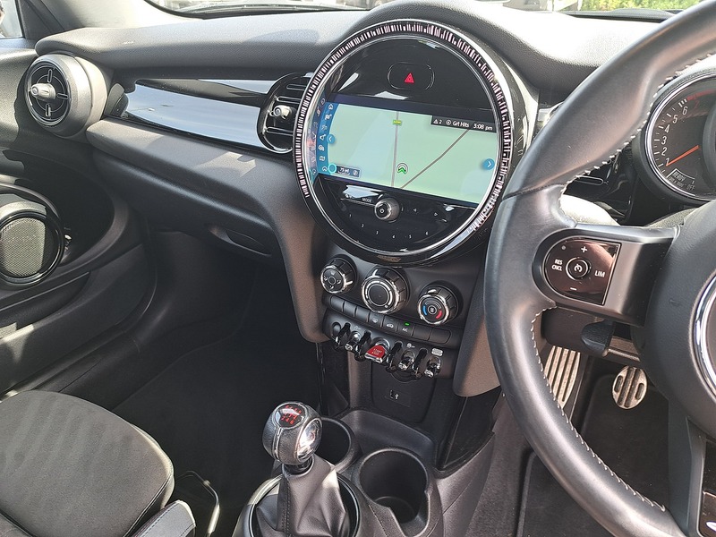 MINI Hatch Cooper S Sport - U151009