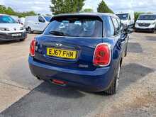 MINI Hatch Cooper Seven - U151010