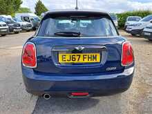 MINI Hatch Cooper Seven - U151010