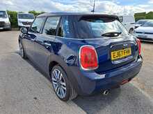 MINI Hatch Cooper Seven - U151010