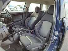 MINI Hatch Cooper Seven - U151010