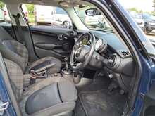 MINI Hatch Cooper Seven - U151010