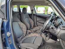 MINI Hatch Cooper Seven - U151010