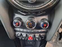 MINI Hatch Cooper Seven - U151010