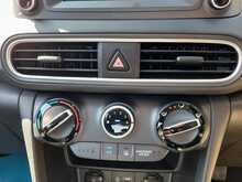 Hyundai KONA T-GDi SE - U151015