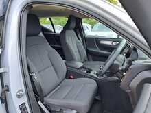 Volvo XC40 T3 Momentum - U151021