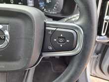 Volvo XC40 T3 Momentum - U151021