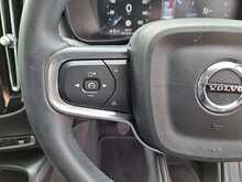 Volvo XC40 T3 Momentum - U151021