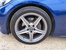 Mercedes-Benz C Class C220d AMG Line - U151025