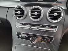 Mercedes-Benz C Class C220d AMG Line - U151025