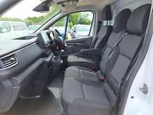 Renault Trafic dCi Blue LL30 Advance - U151029