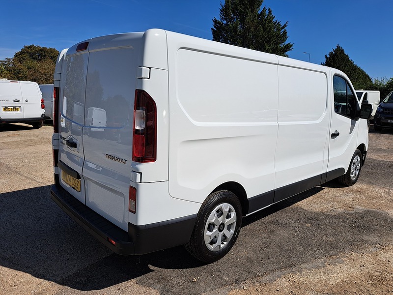 Renault Trafic dCi Blue LL30 Advance - U151029