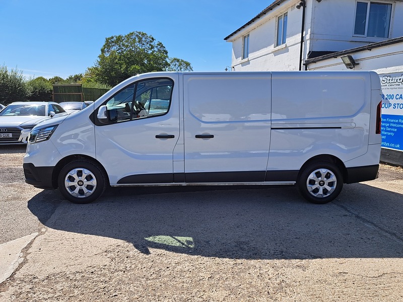 Renault Trafic dCi Blue LL30 Advance - U151029