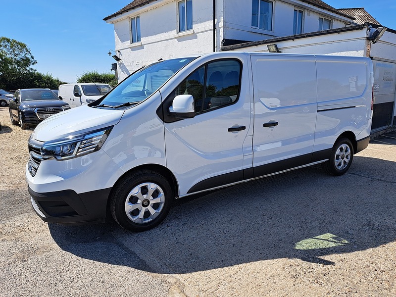 Renault Trafic dCi Blue LL30 Advance - U151029
