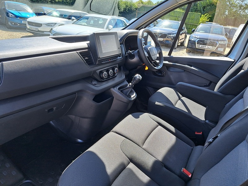 Renault Trafic dCi Blue LL30 Advance - U151029