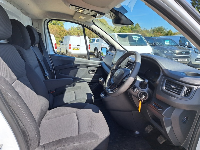 Renault Trafic dCi Blue LL30 Advance - U151029