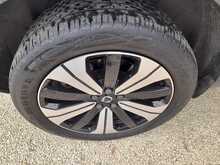 Volvo XC40 Plus - U151033