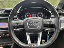 Audi Q3 TDI S line - U151052