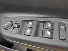 Vauxhall Corsa Turbo Elite Nav Premium - U151055