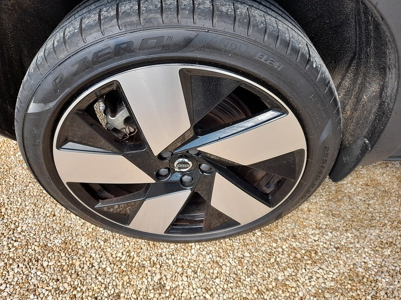 Volvo XC40 Ultimate - U151061