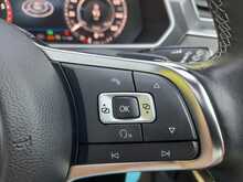 Volkswagen Tiguan TDI R-Line - U151065