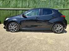 Toyota Yaris VVT-h Excel - U151098