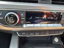 Audi A4 Avant TFSI Technik - U151104