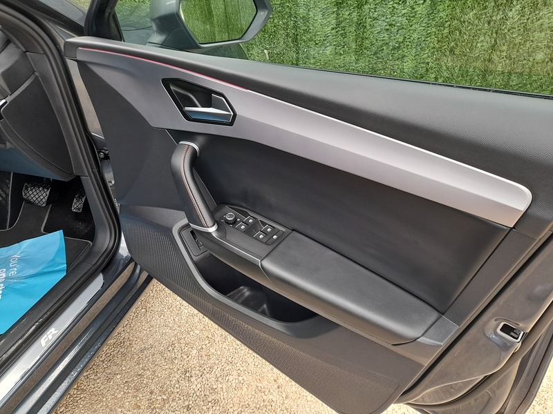 SEAT Leon eHybrid FR Sport - U151106