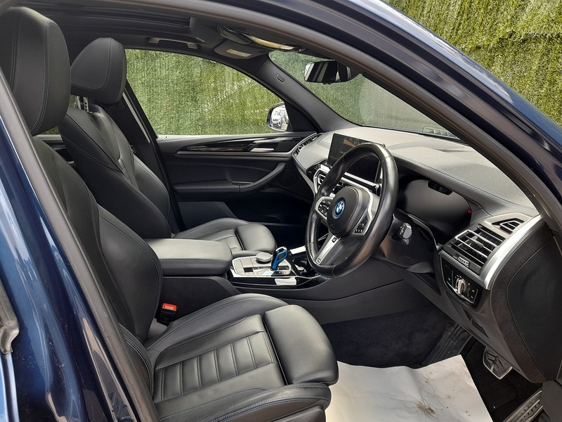 BMW iX3 M Sport - U151109