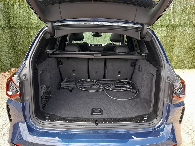BMW iX3 M Sport - U151109