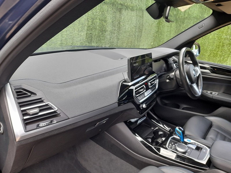 BMW iX3 M Sport - U151109