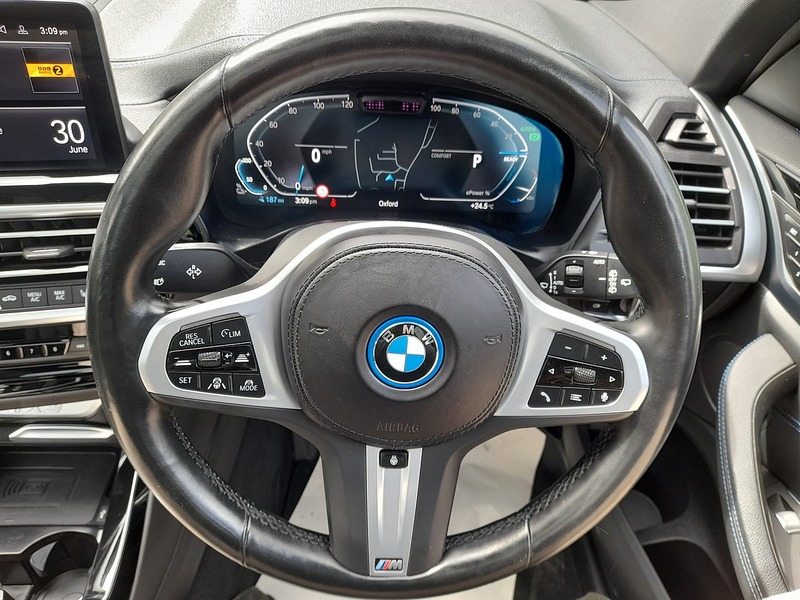 BMW iX3 M Sport - U151109