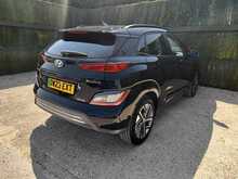 Hyundai KONA Premium - U151119