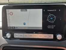 Hyundai KONA Premium - U151119
