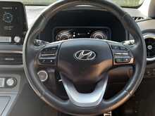 Hyundai KONA Premium - U151119