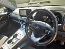 Hyundai KONA Premium - U151119