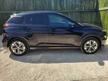 Hyundai KONA Premium - U151119